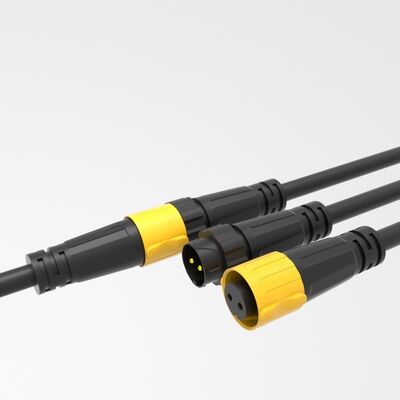 Buy Self-Locking Waterproof Data Connector IP67 Rated for 250VAC Male Female Connector online manufacture